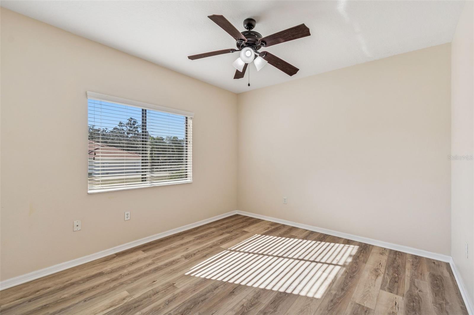 WILLOW RUN - Residential