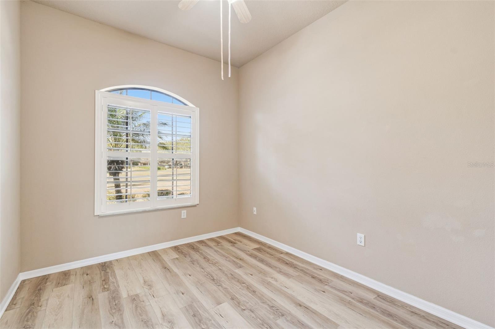 WILLOW RUN - Residential