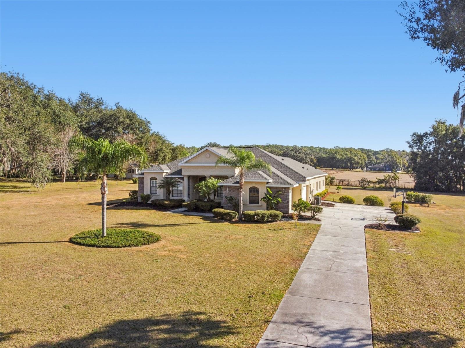 WILLOW RUN - Residential