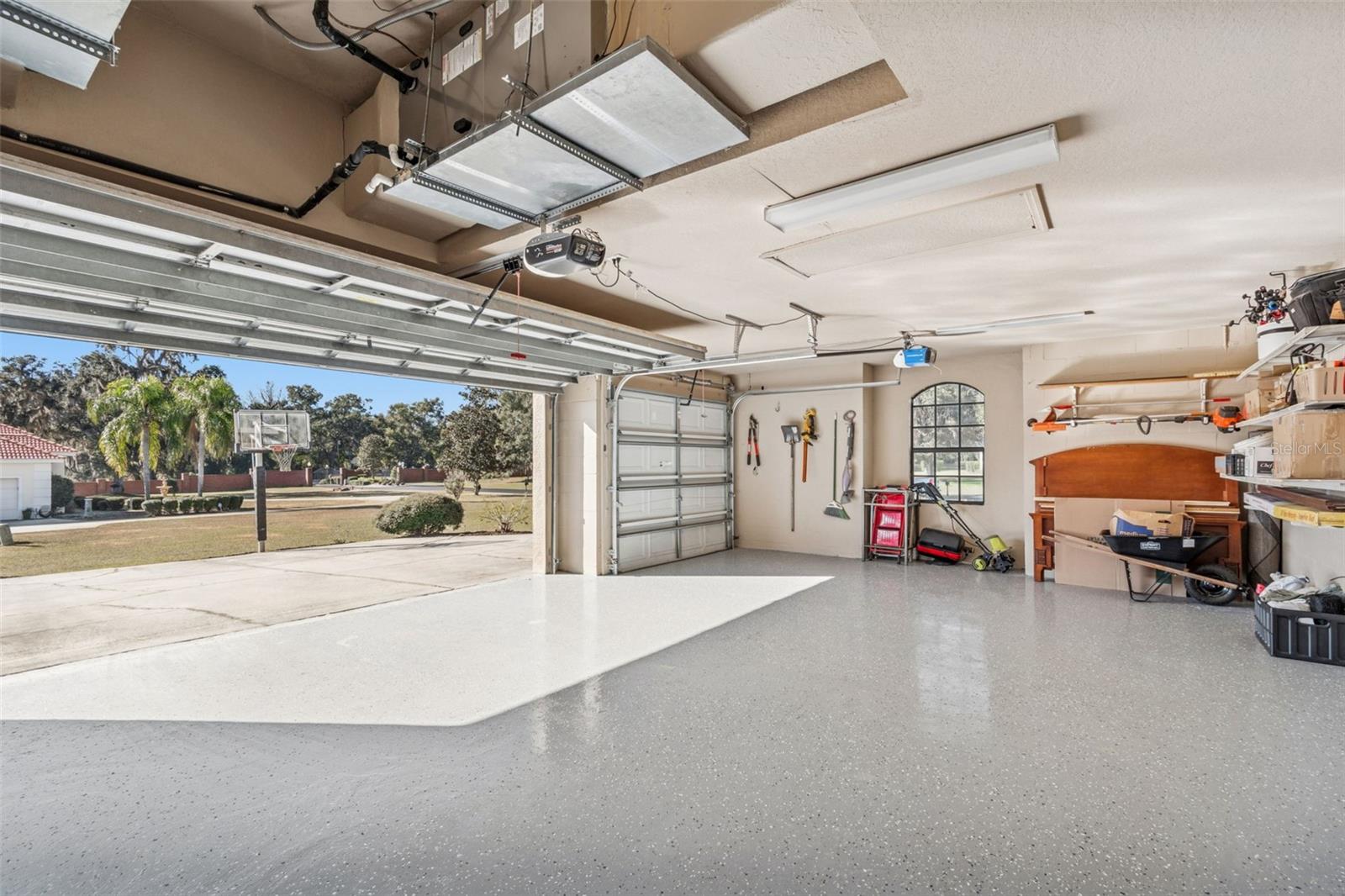 WILLOW RUN - Residential