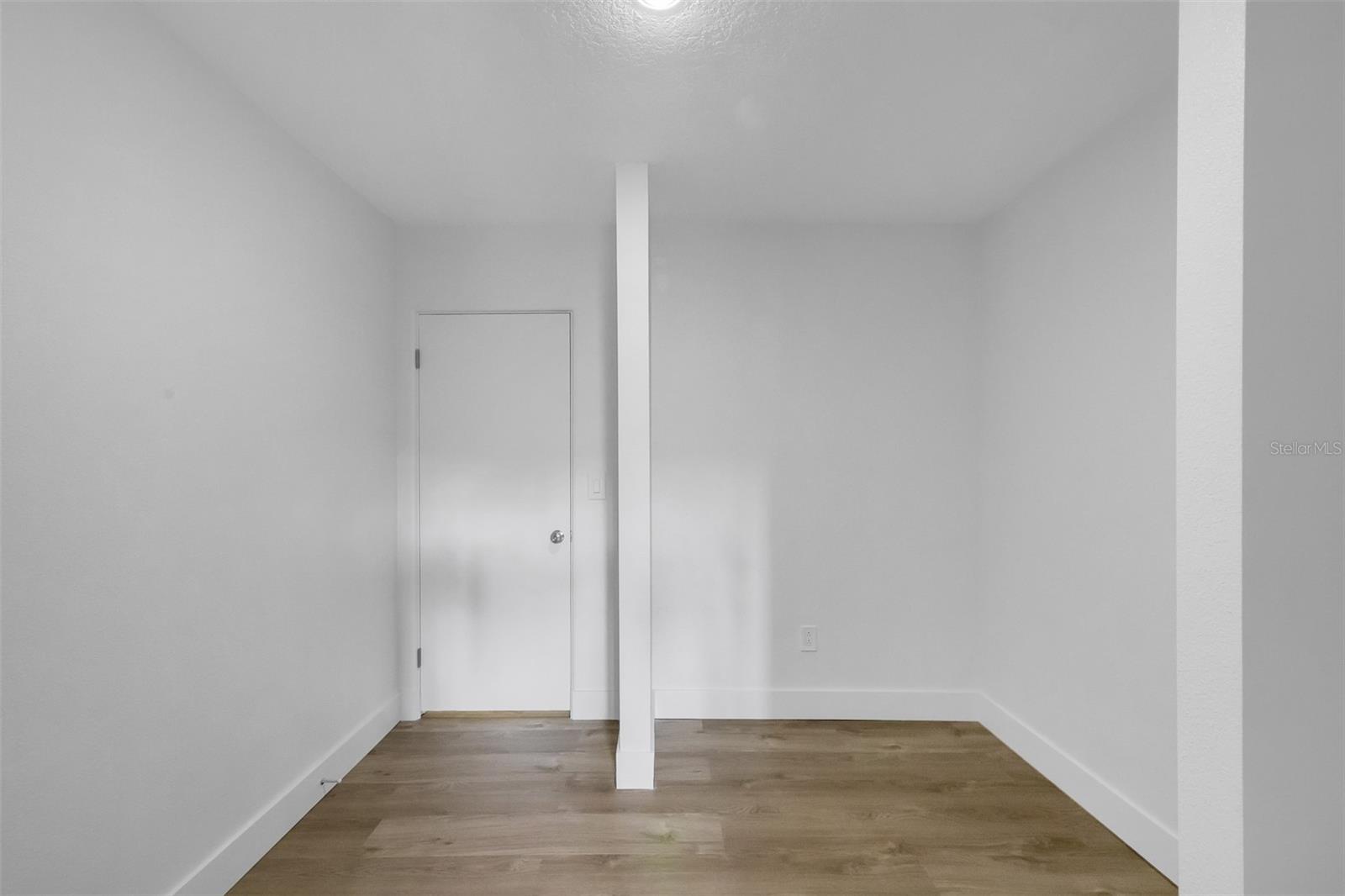 KILLARNEY CIRCLE - Residential