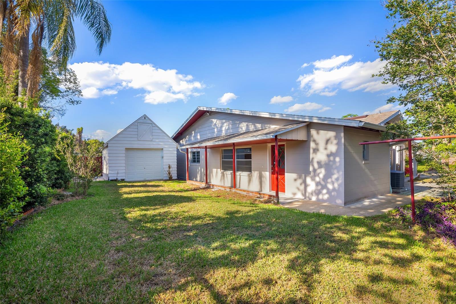 KILLARNEY CIRCLE - Residential
