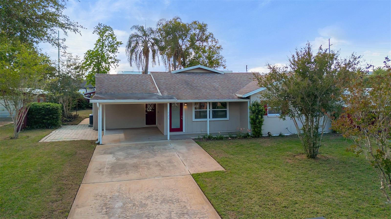 KILLARNEY CIRCLE - Residential