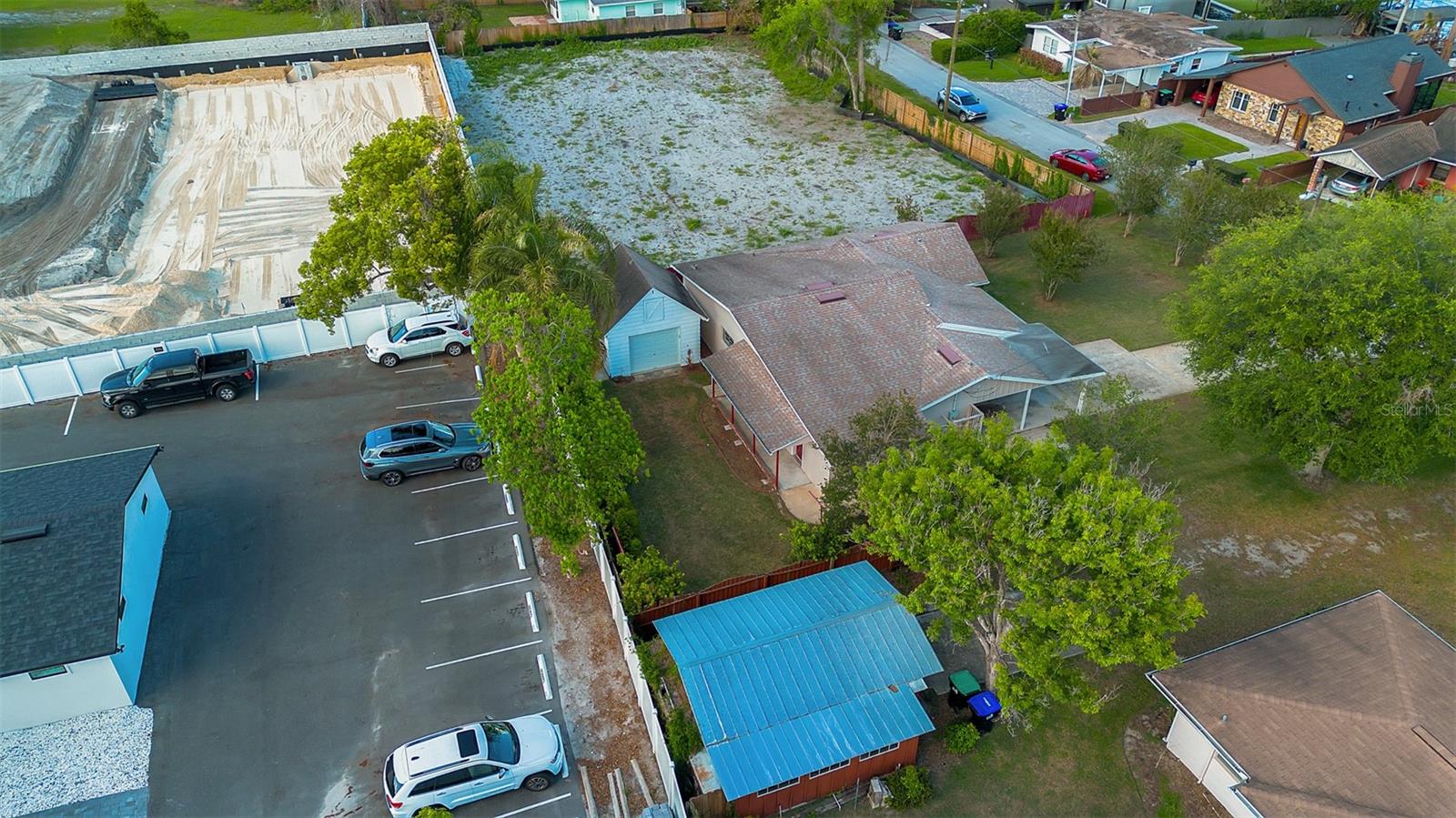 KILLARNEY CIRCLE - Residential