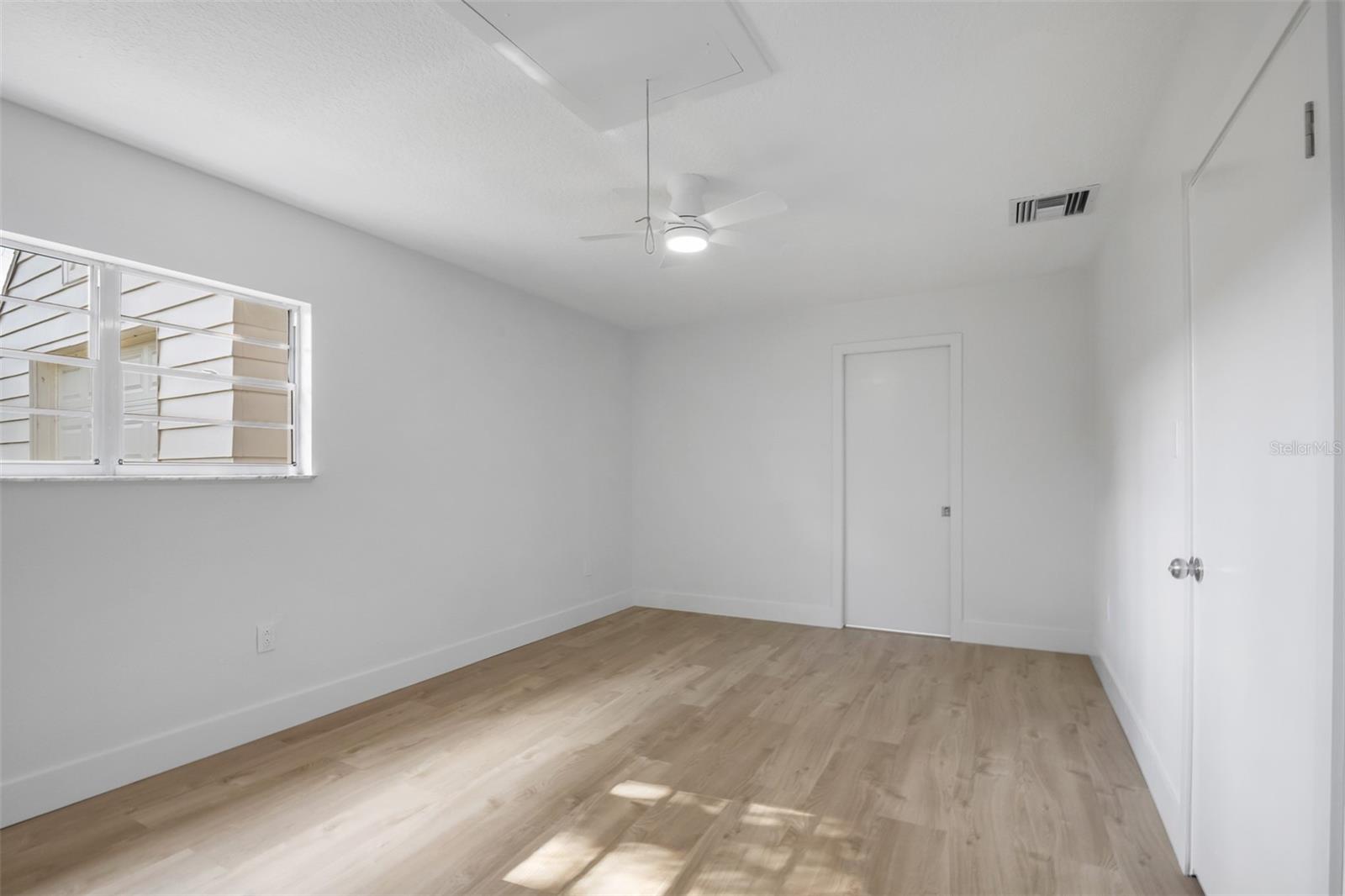KILLARNEY CIRCLE - Residential