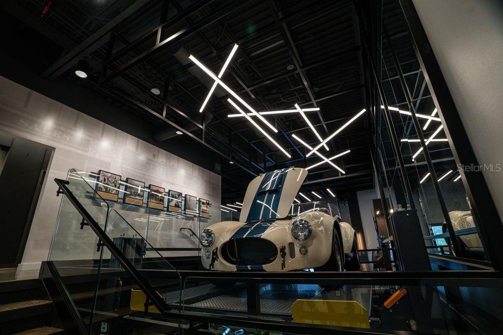 WHITFIELD ESTATES ON SARASOTA BAY I - Residential