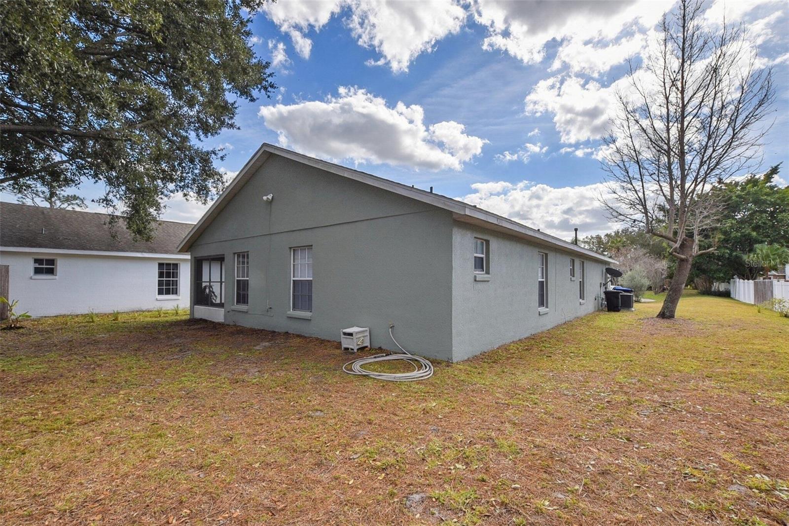 STONEGATE - Residential