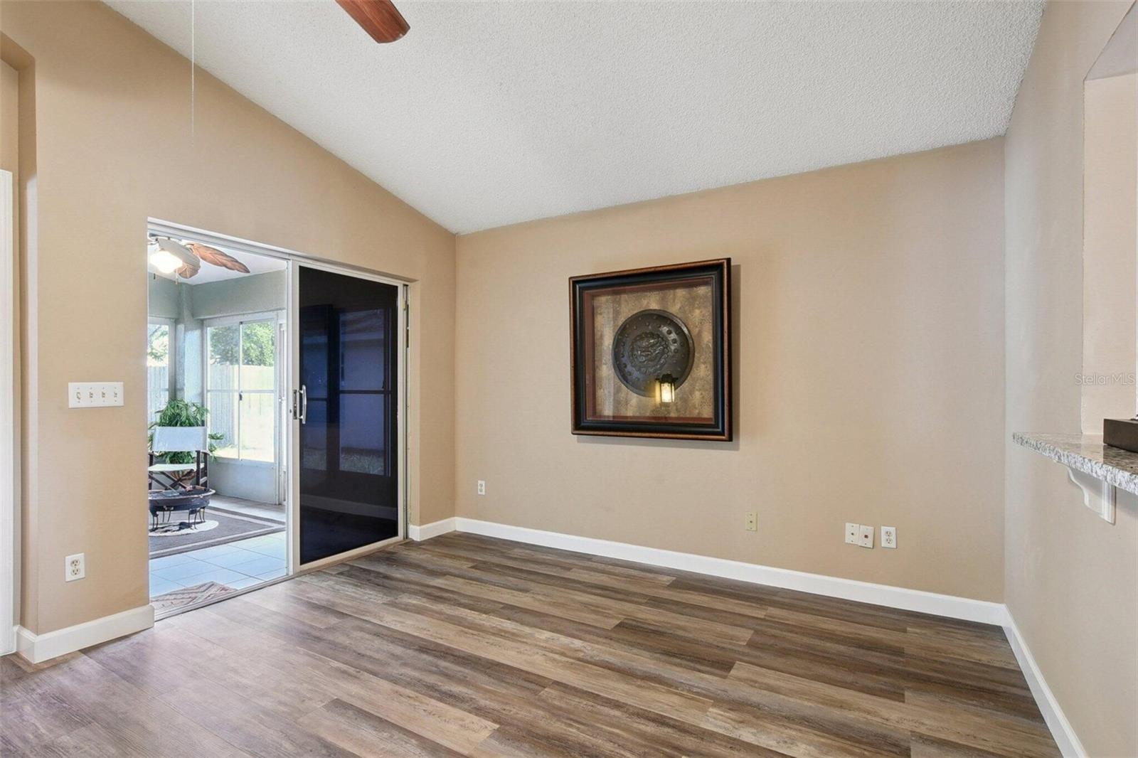 STONEGATE - Residential