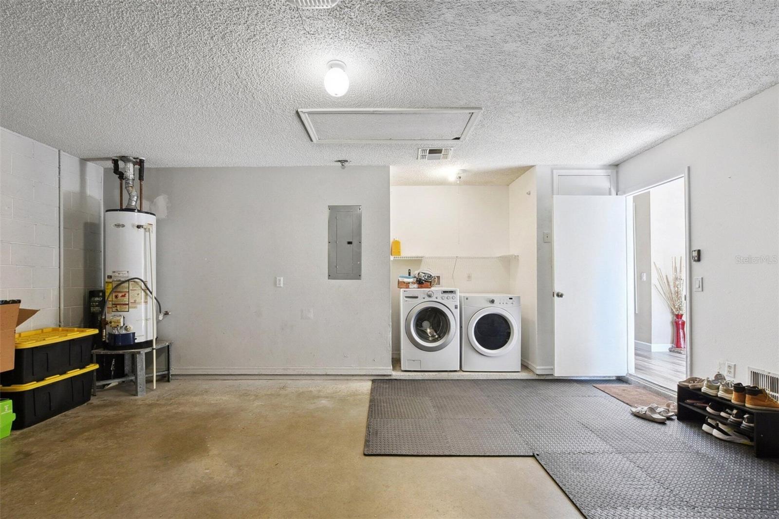 STONEGATE - Residential