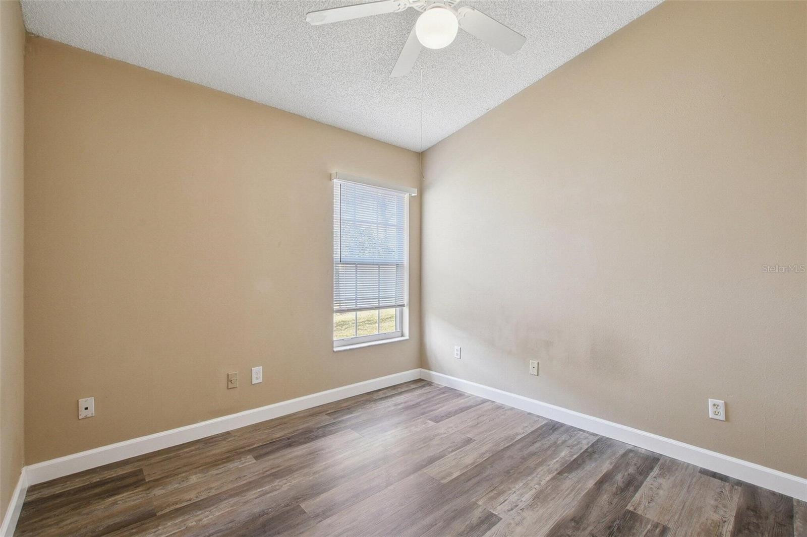 STONEGATE - Residential