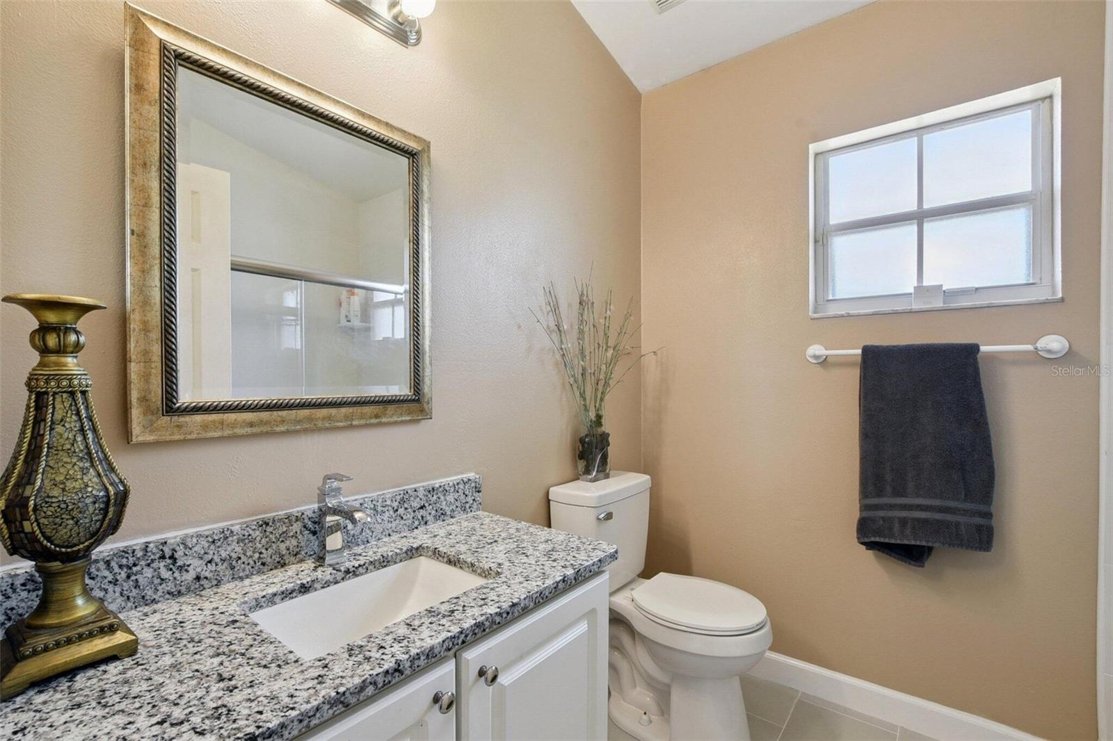 STONEGATE - Residential