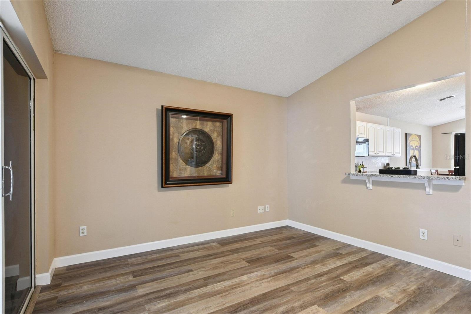 STONEGATE - Residential