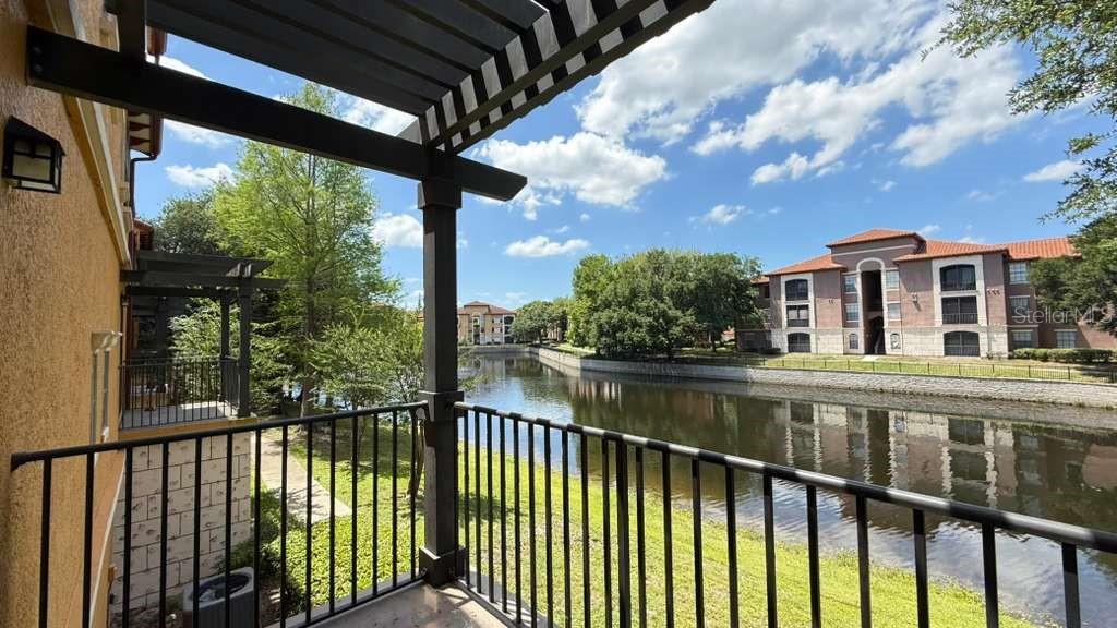 SERENATA CONDO - Residential