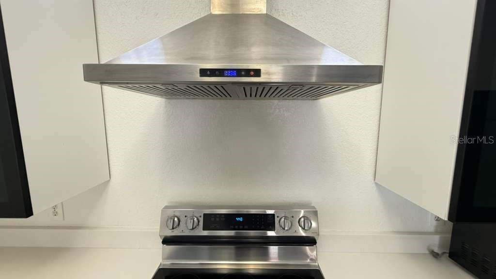 SERENATA CONDO - Residential