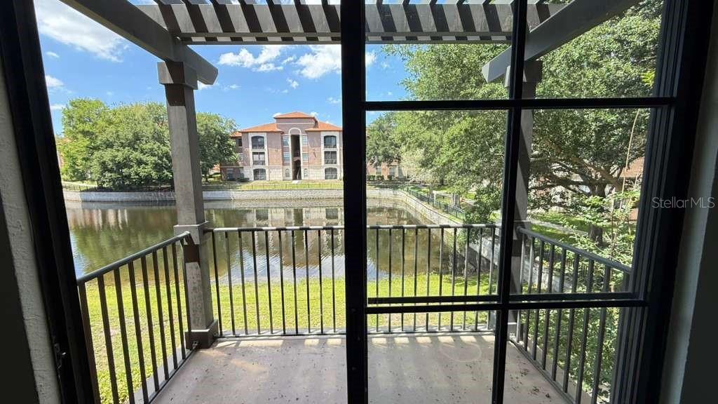 SERENATA CONDO - Residential