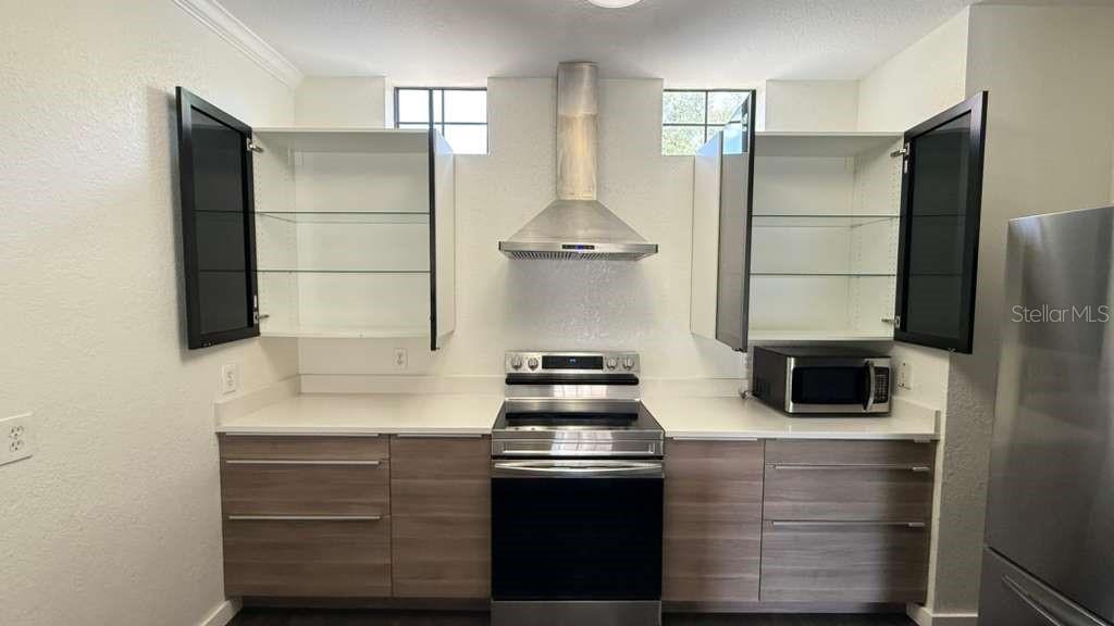 SERENATA CONDO - Residential