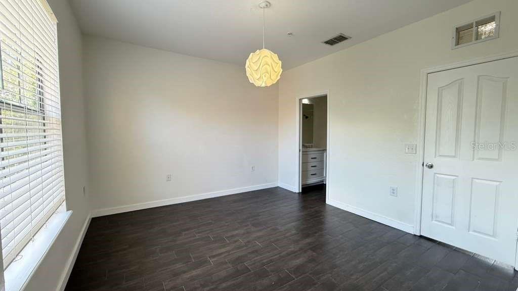 SERENATA CONDO - Residential