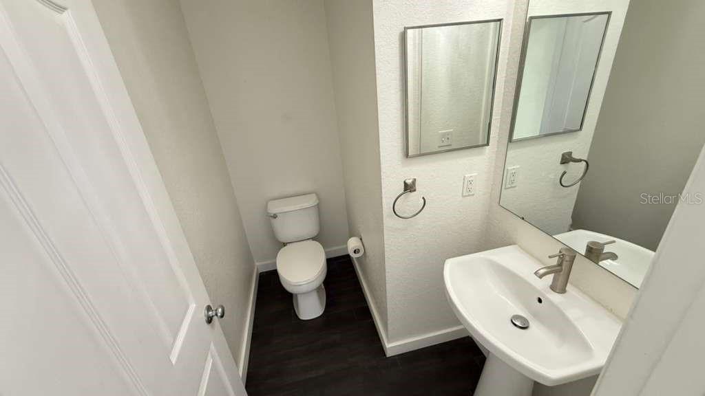 SERENATA CONDO - Residential