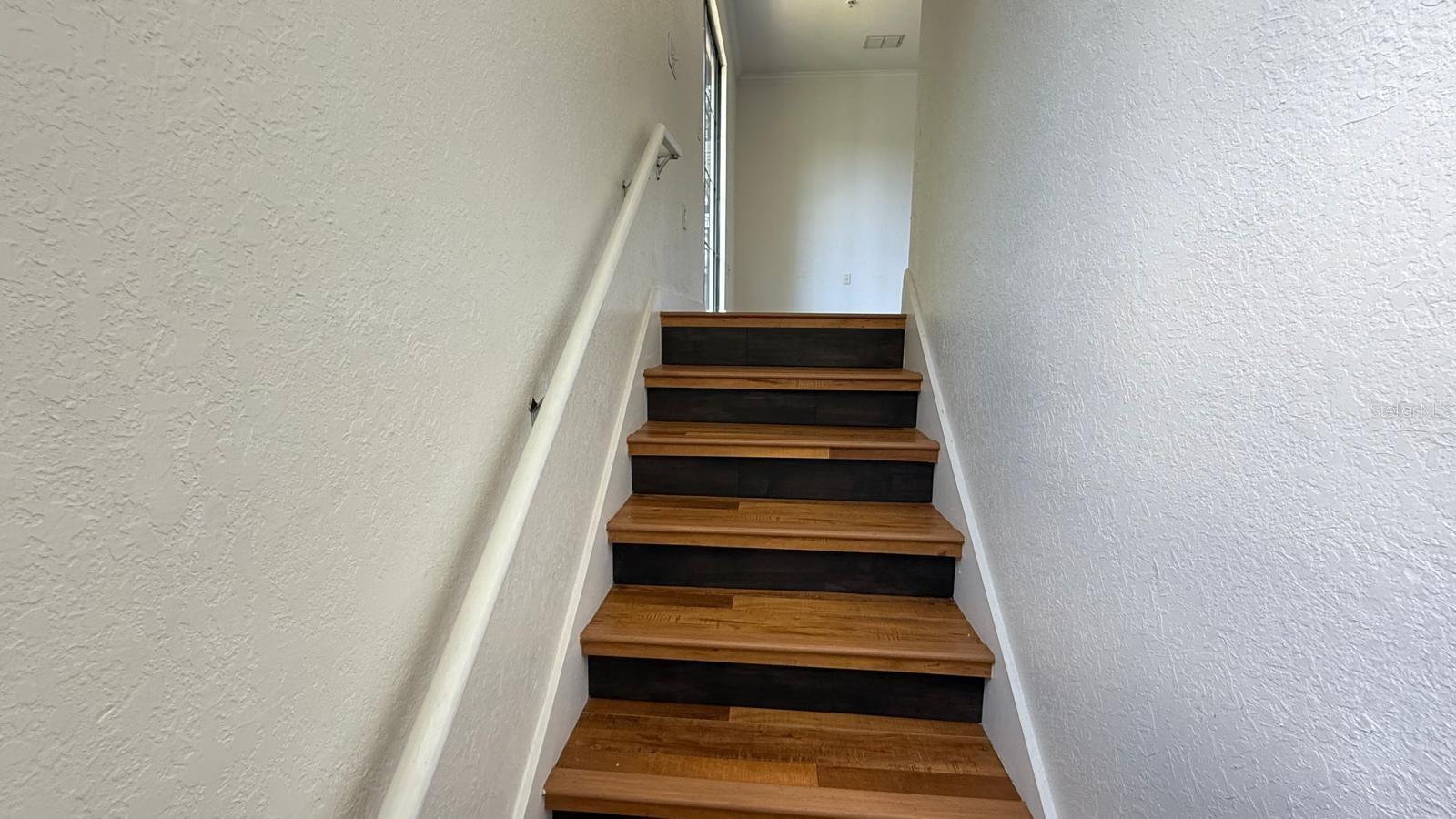 SERENATA CONDO - Residential