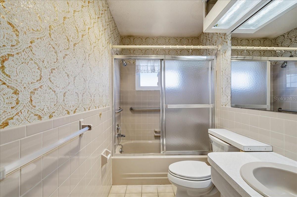 MAINLANDS OF TAMARAC BY THE GULF TWO CONDO - Residential