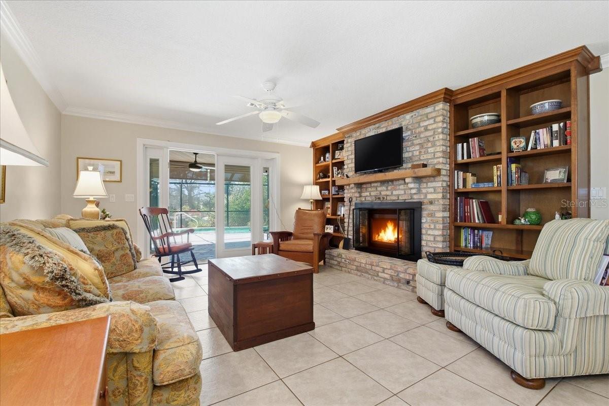 LEMON BAY SUNSET SUB - Residential