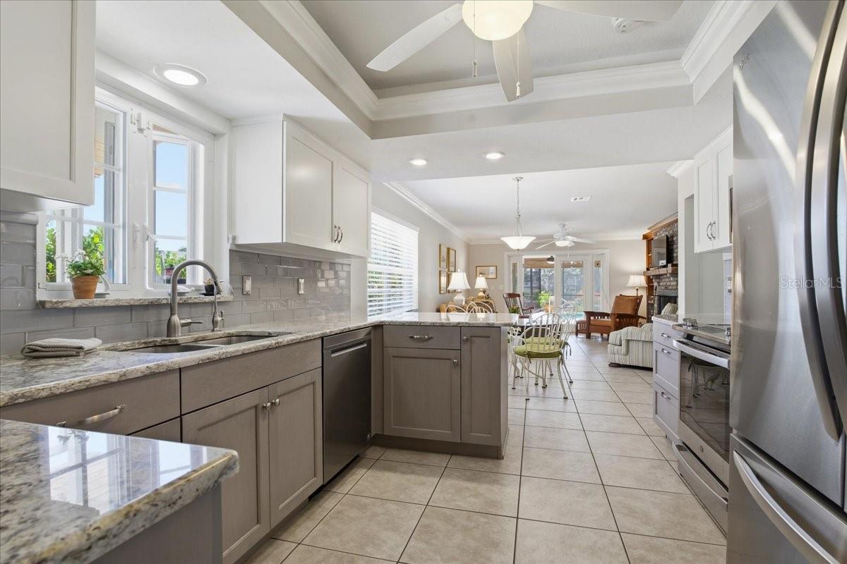 LEMON BAY SUNSET SUB - Residential