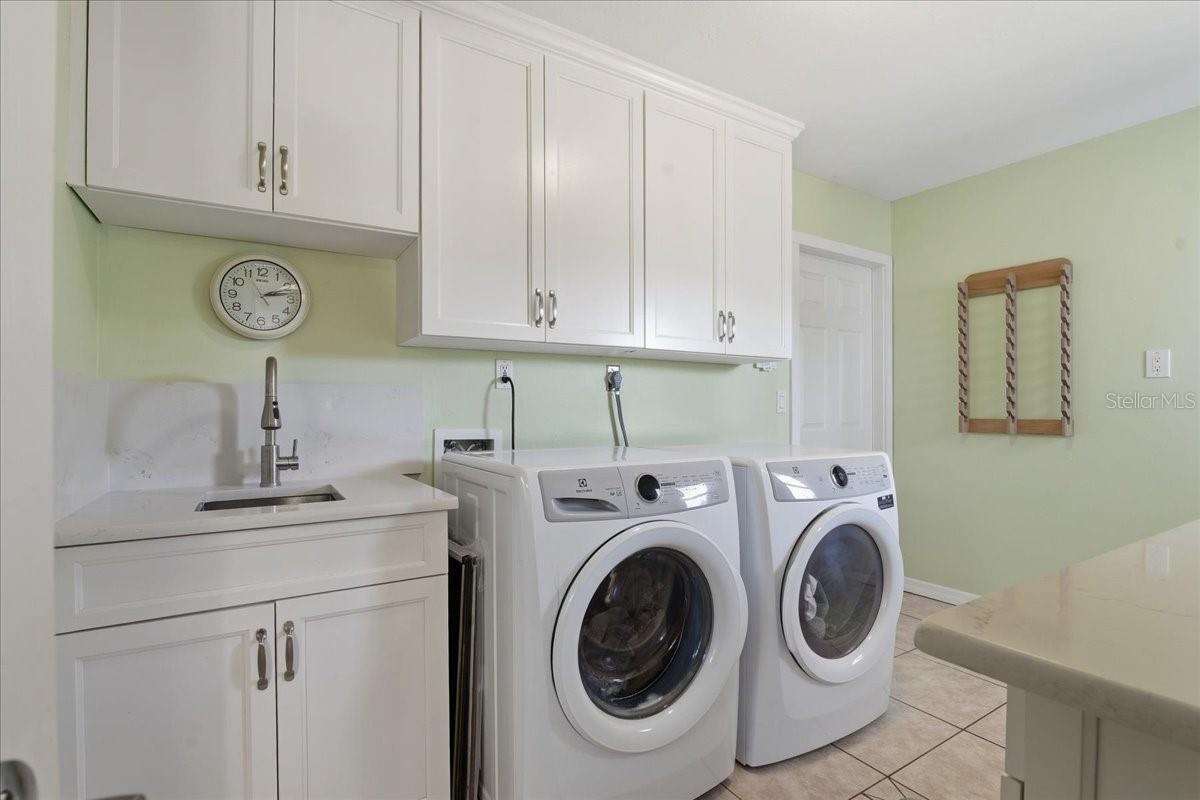 LEMON BAY SUNSET SUB - Residential