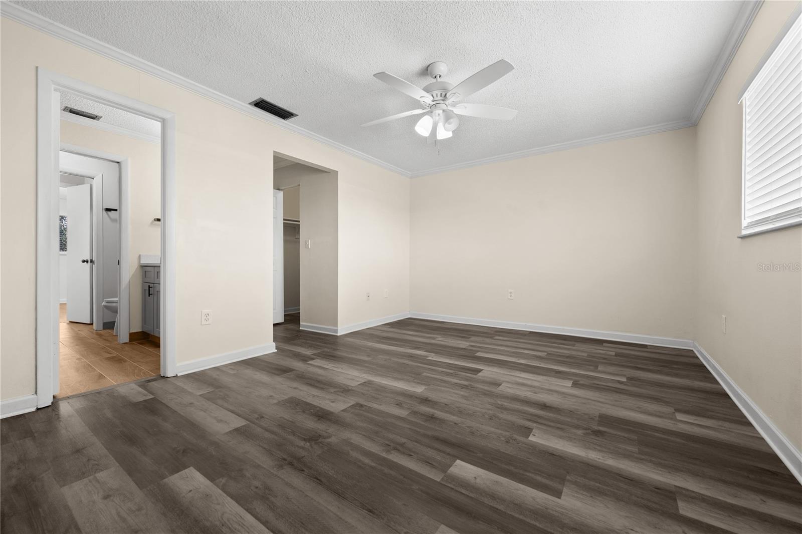 BENEVA VILLAGE SEC 3 - Residential Lease