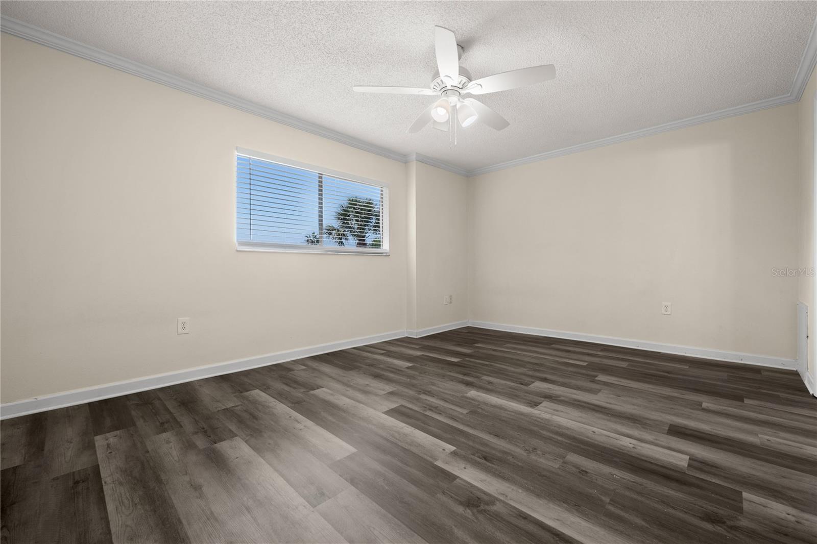 BENEVA VILLAGE SEC 3 - Residential Lease