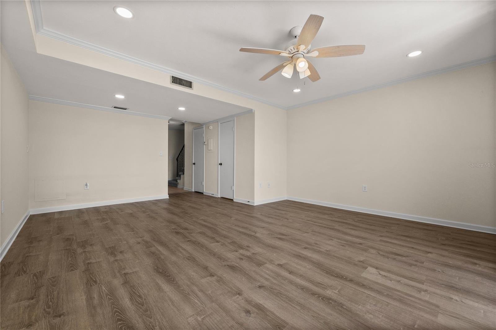 BENEVA VILLAGE SEC 3 - Residential Lease