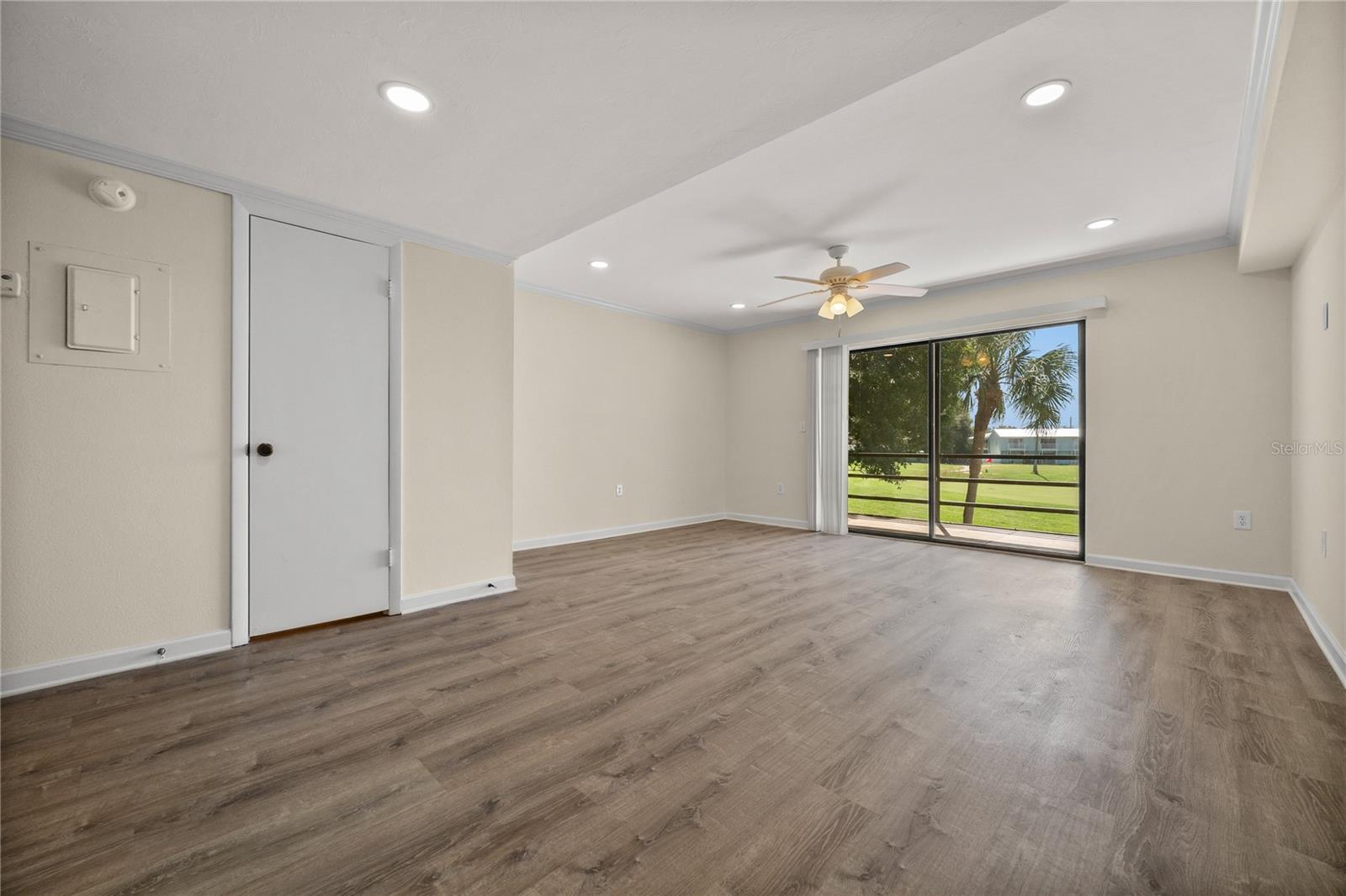 BENEVA VILLAGE SEC 3 - Residential Lease