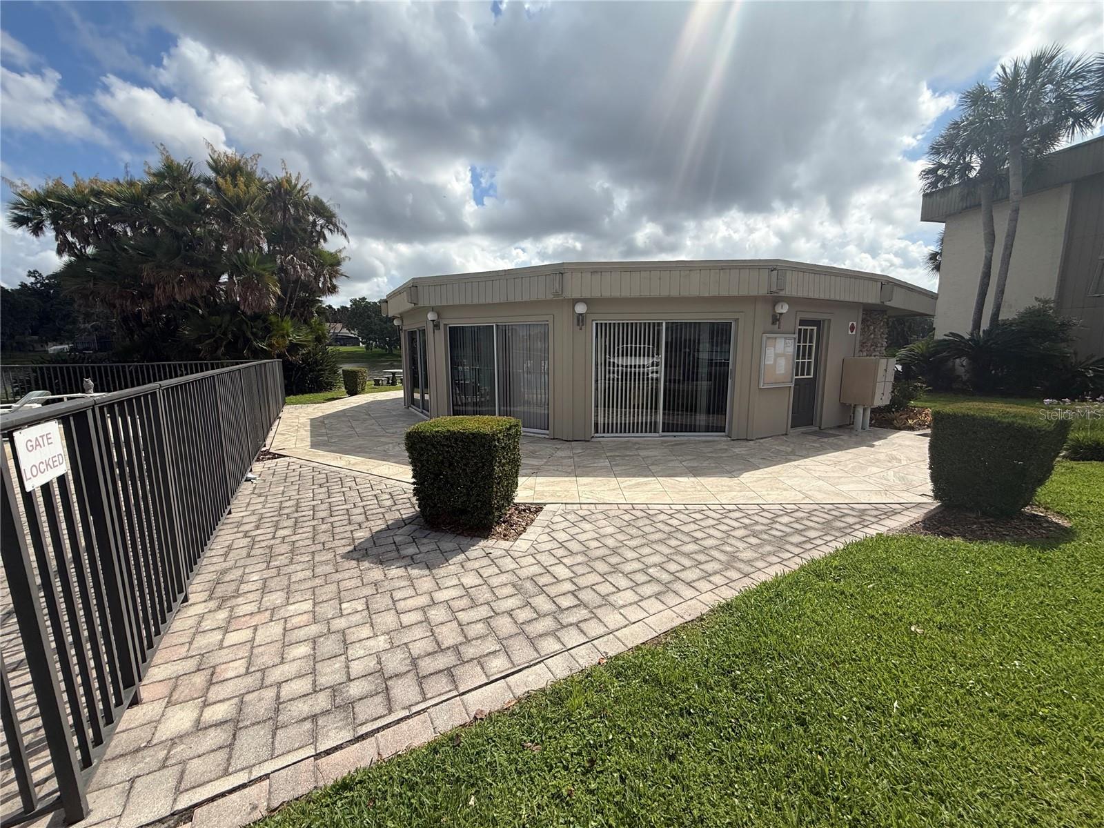 SLEEPY HARBOUR APTS CONDO - Residential