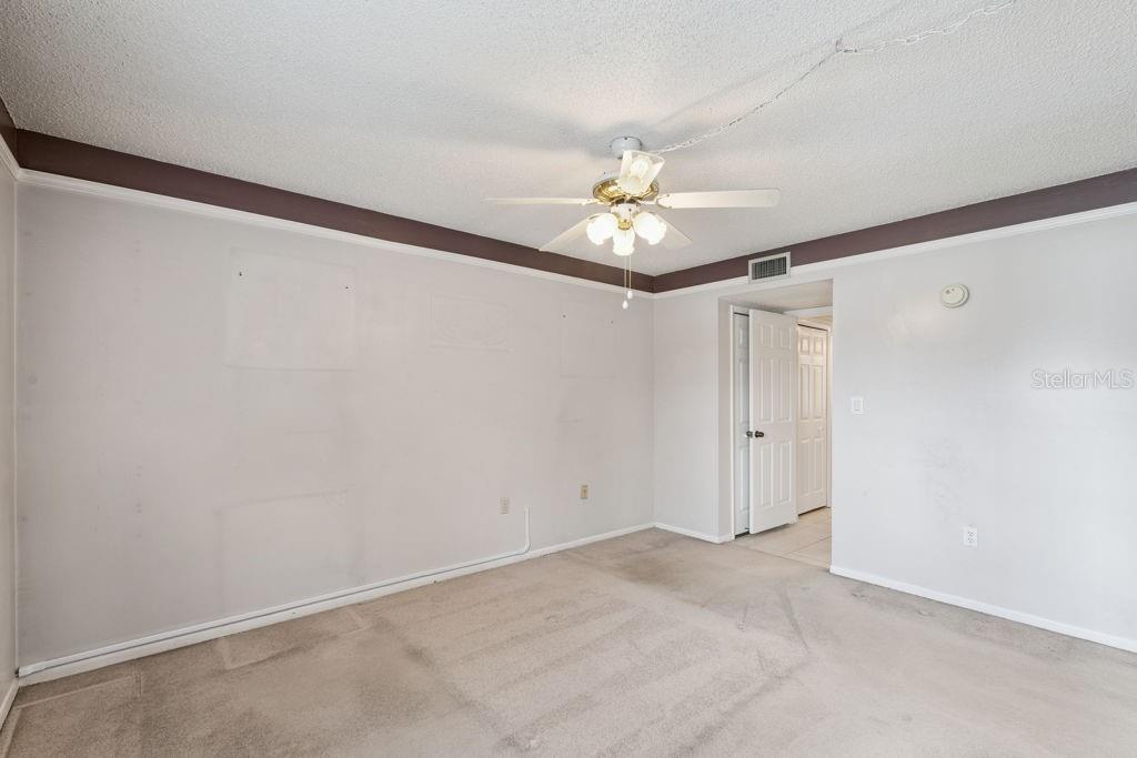 SLEEPY HARBOUR APTS CONDO - Residential