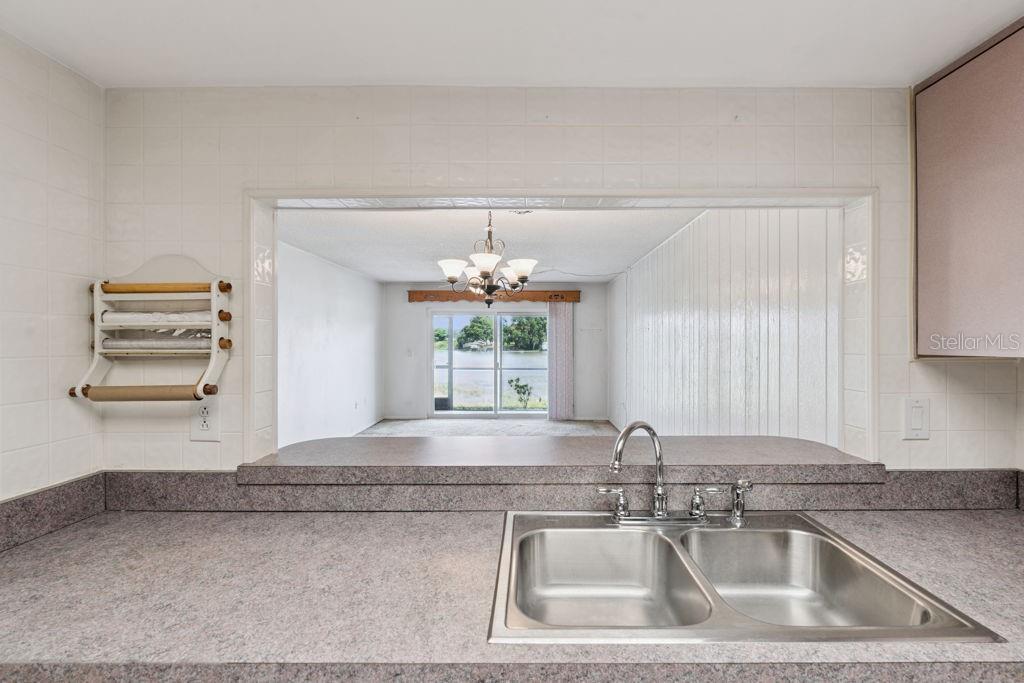 SLEEPY HARBOUR APTS CONDO - Residential