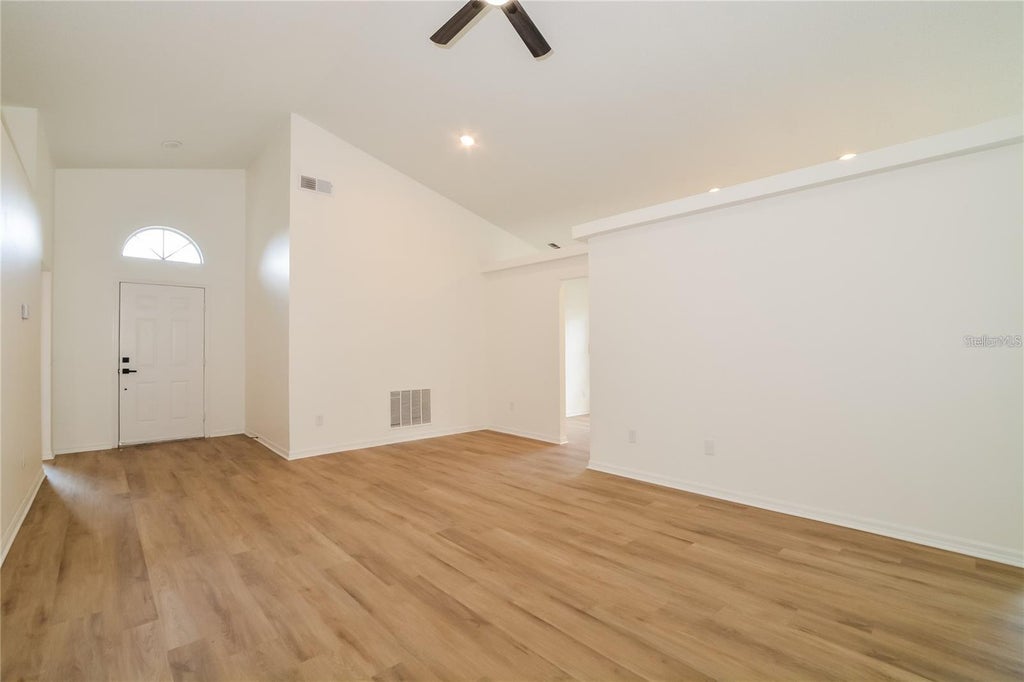 Photo of 148 Heather Lynn Drive, Davenport, FL 33897 (MLS # S5158090)