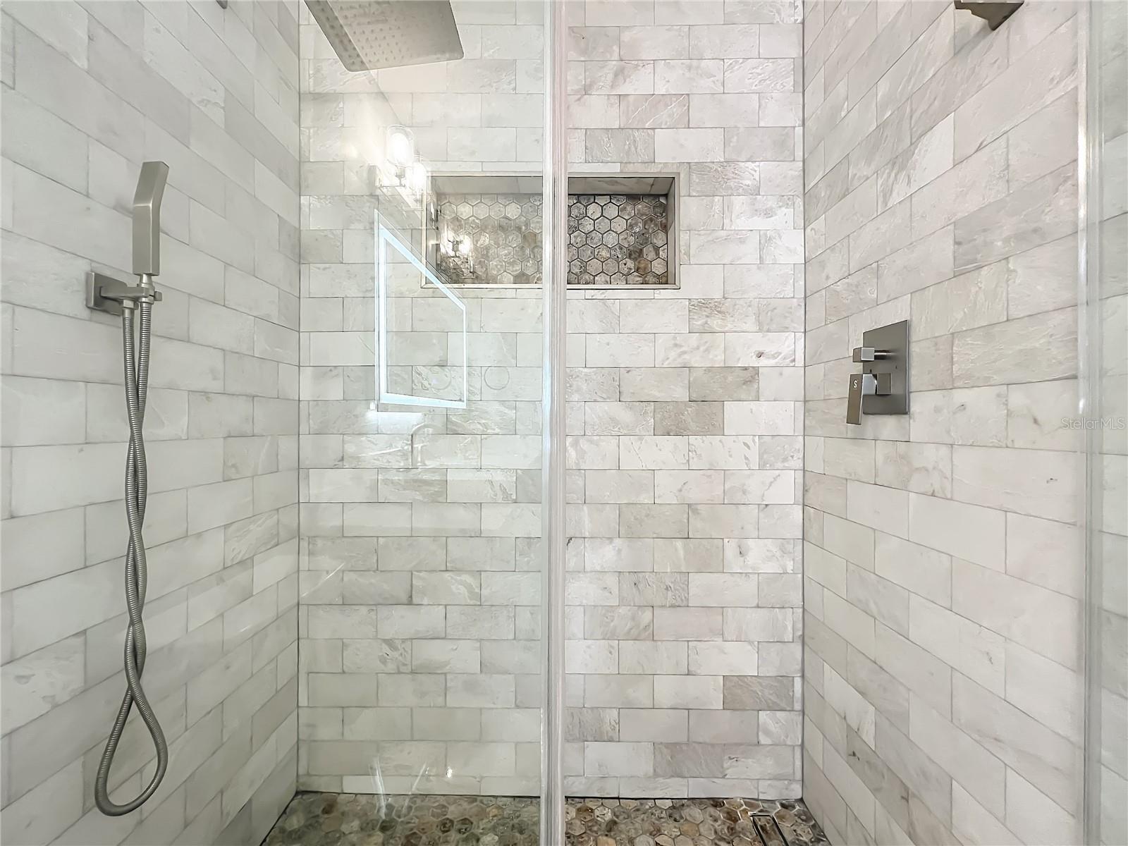 LAKEWOOD AT THE CROSSINGS UNIT 2 - Residential