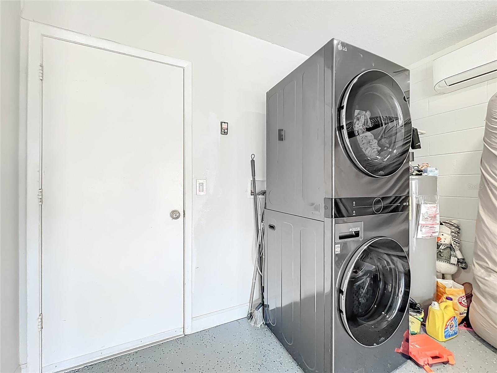 LAKEWOOD AT THE CROSSINGS UNIT 2 - Residential