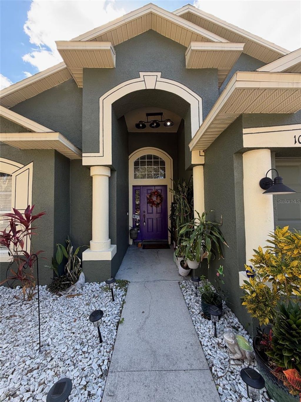 Photo of 10742 Shady Preserve Drive, Riverview, FL 33579 (MLS # TB8438310)