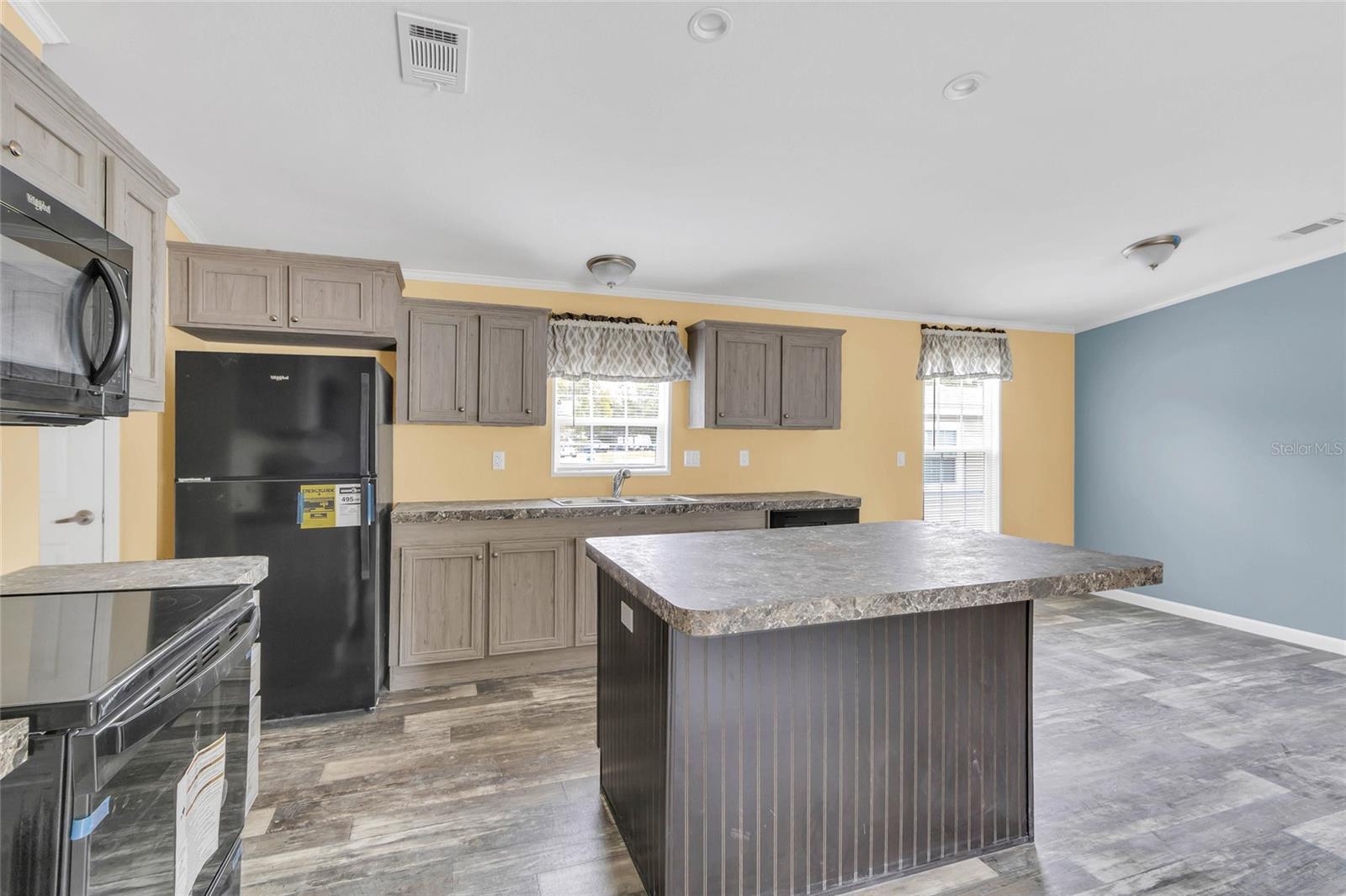WEEKI WACHEE ACRES - Residential