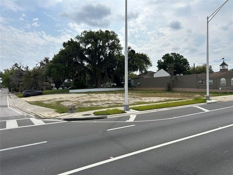 Tiny photo for 207 S Pine Avenue #100, 200, 300, 400,, Ocala, FL 34471 (MLS # OM698112)
