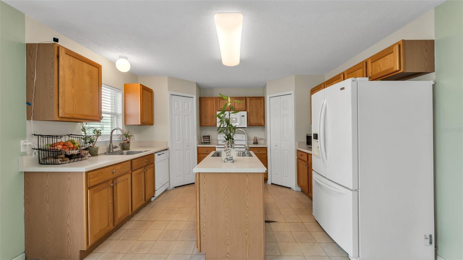 WELLINGTON VIEW - Residential