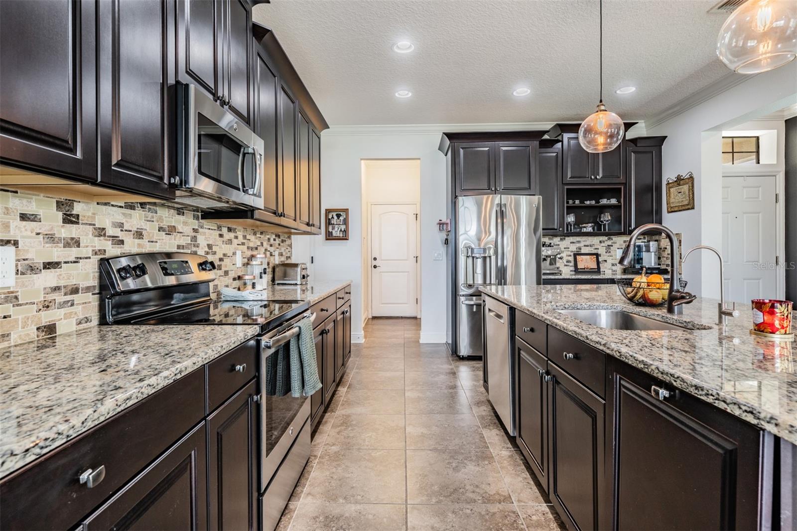 11602 CROWNED SPARROW LANE