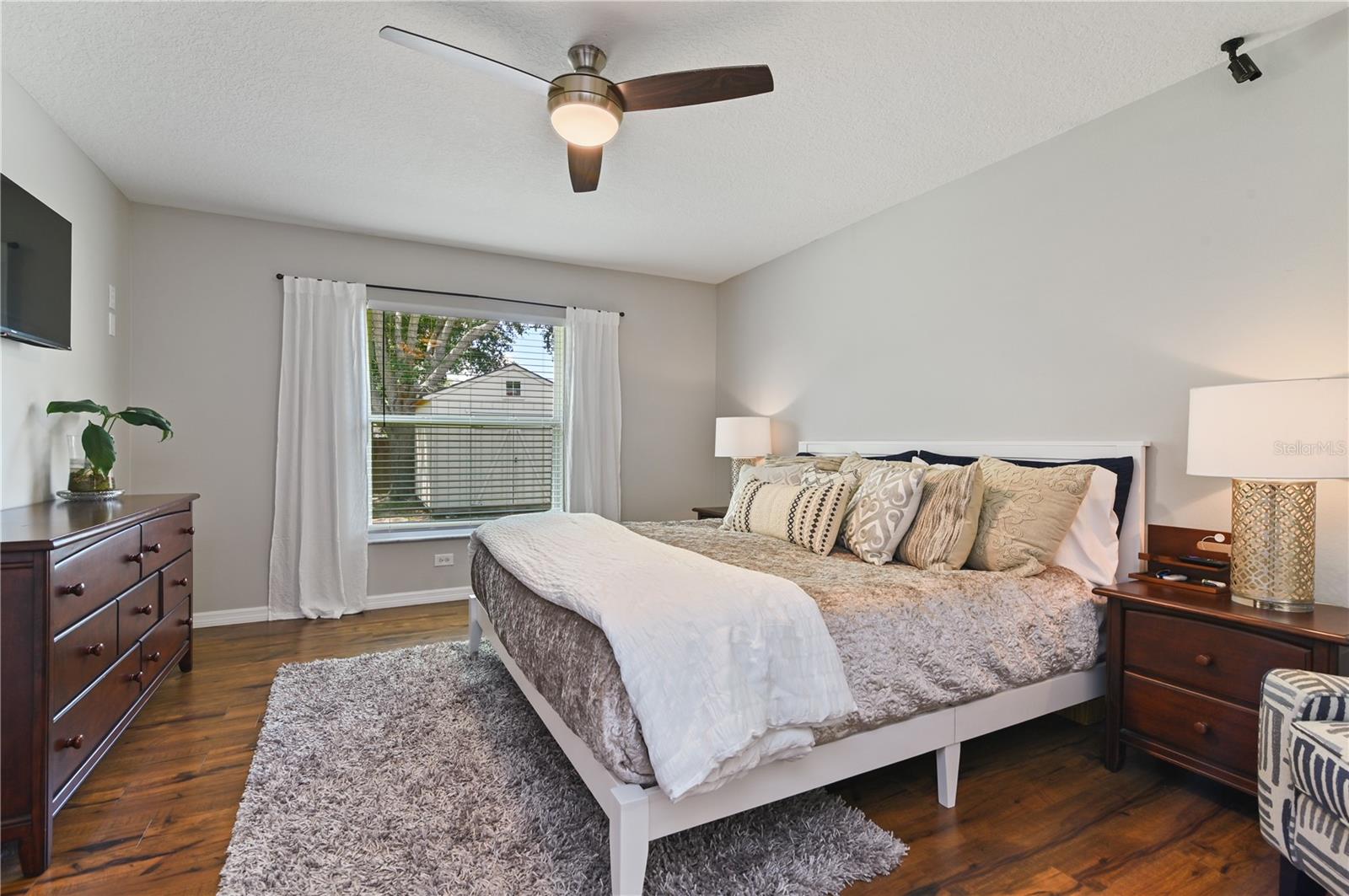 OAKMONT AT SILVER LAKE SUB - Residential