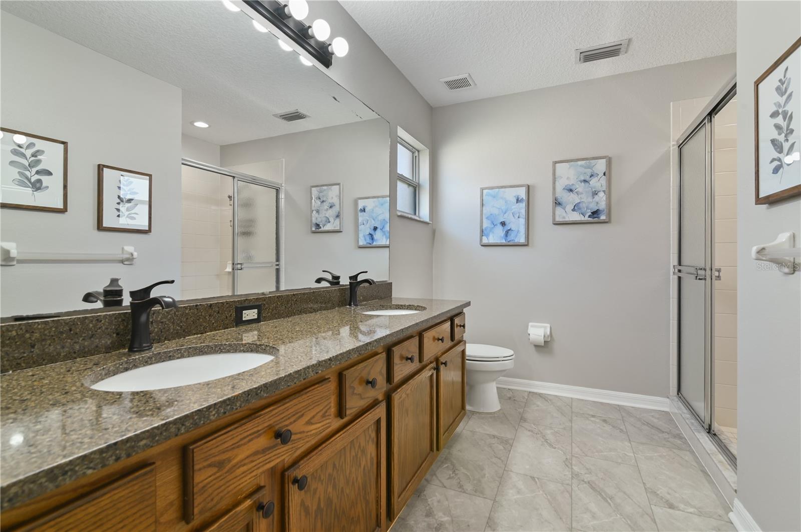 OAKMONT AT SILVER LAKE SUB - Residential