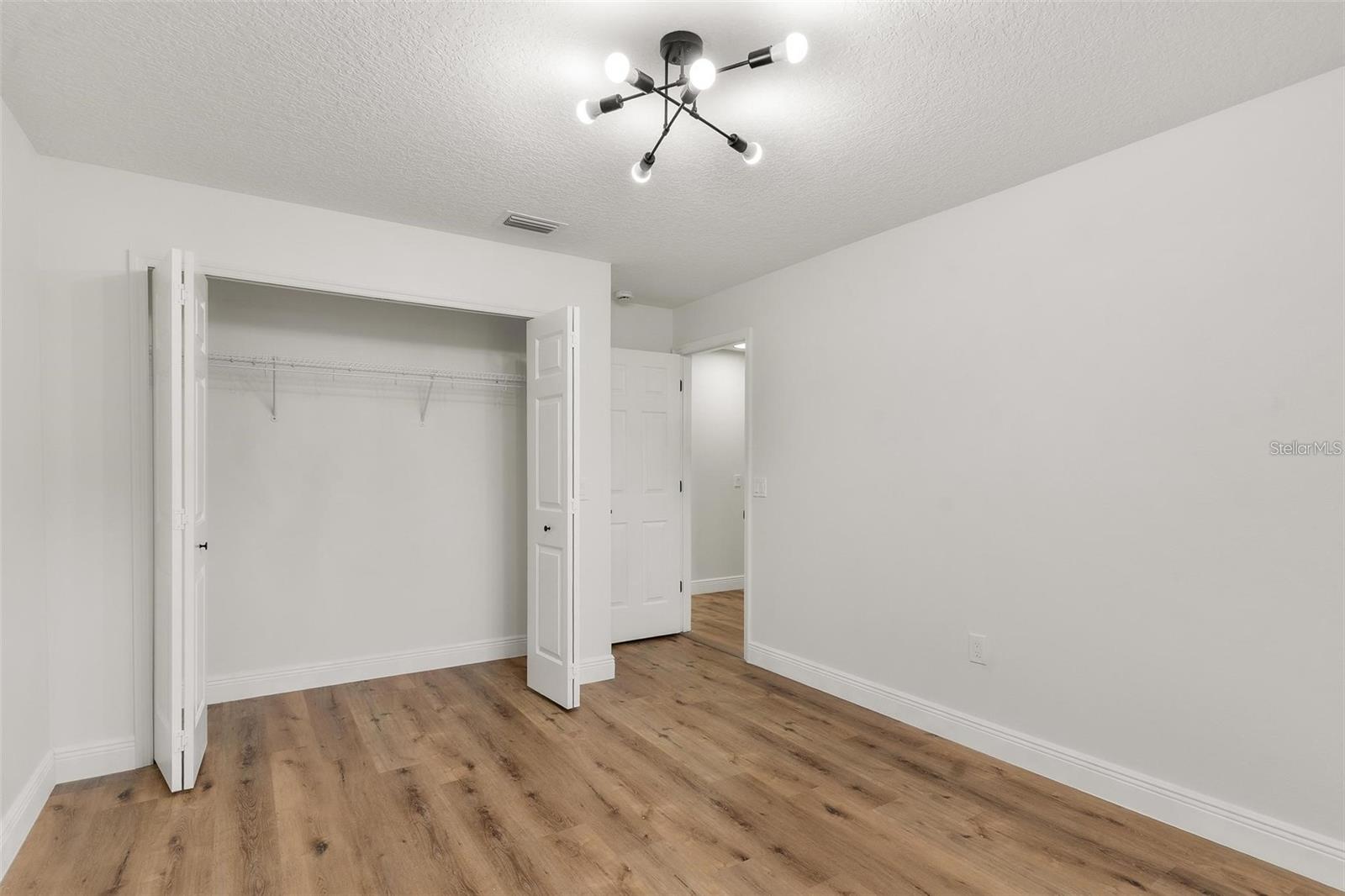 HARBOR HILLS PT REP - Residential