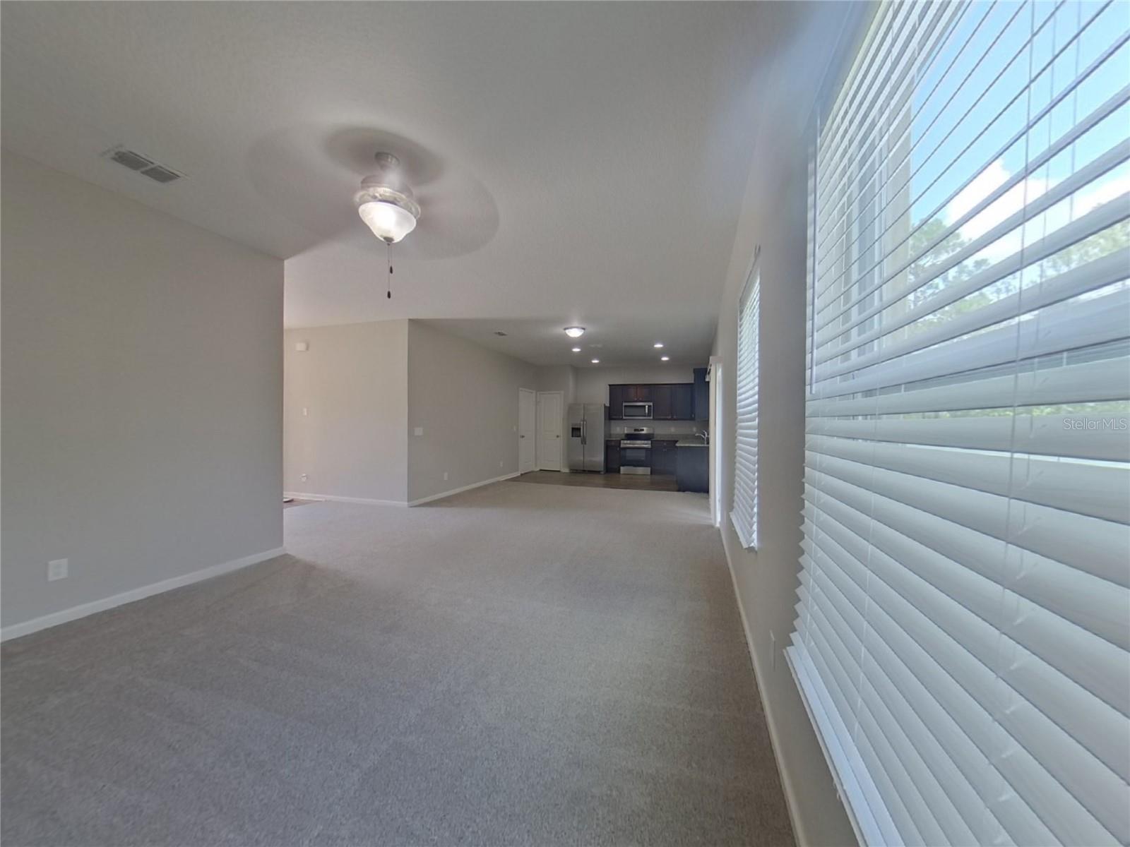 WHISPERING RIDGE PH 01 - Residential Lease