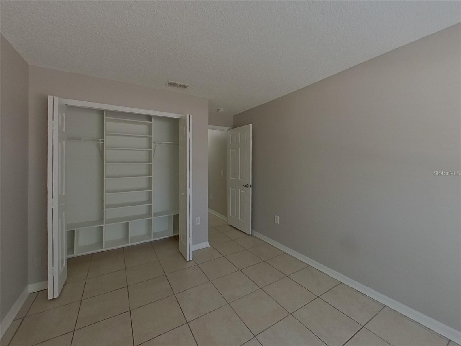 VILLAGES OF LAKE ST CHARLES PH - Residential Lease