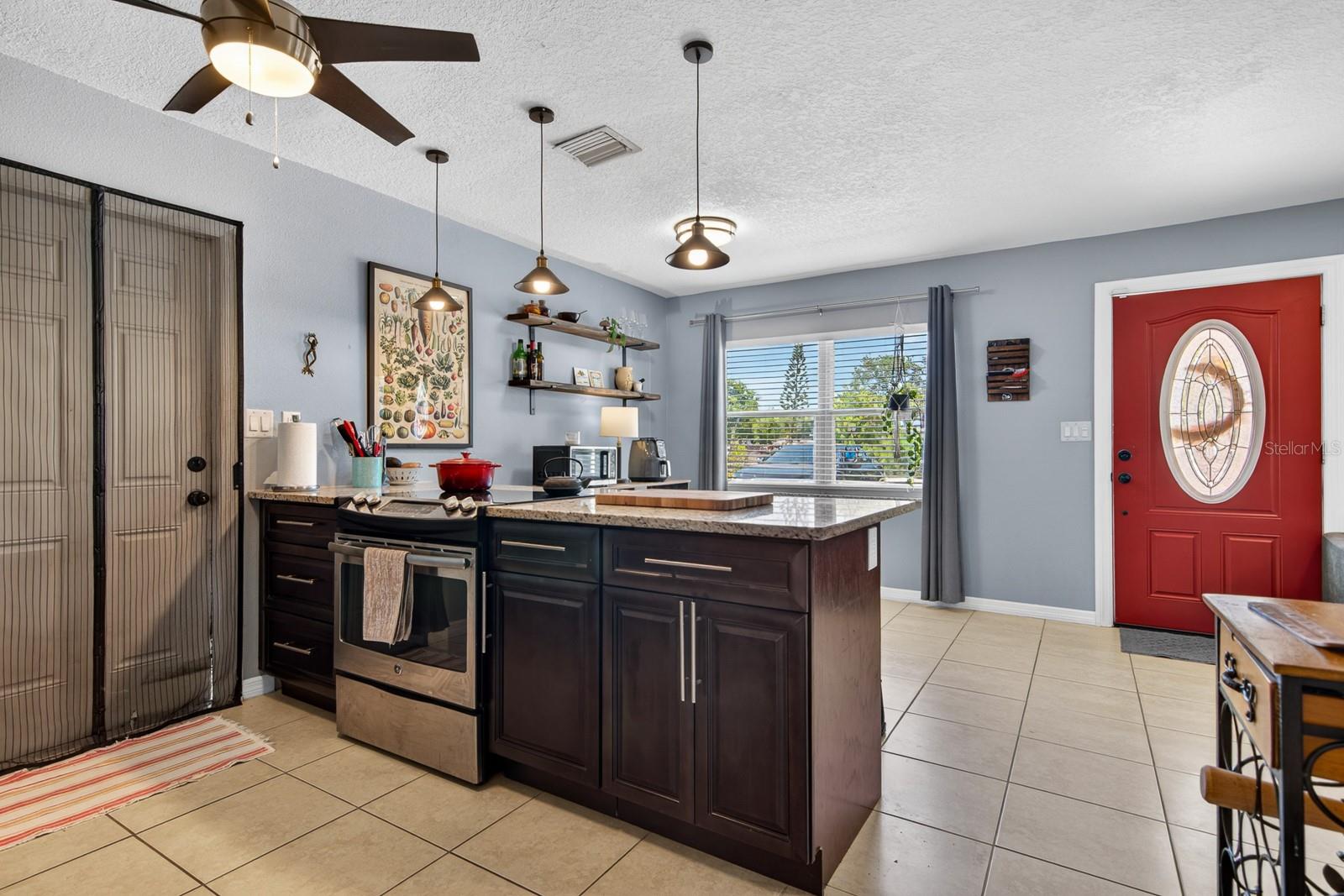 TYRONE - Residential