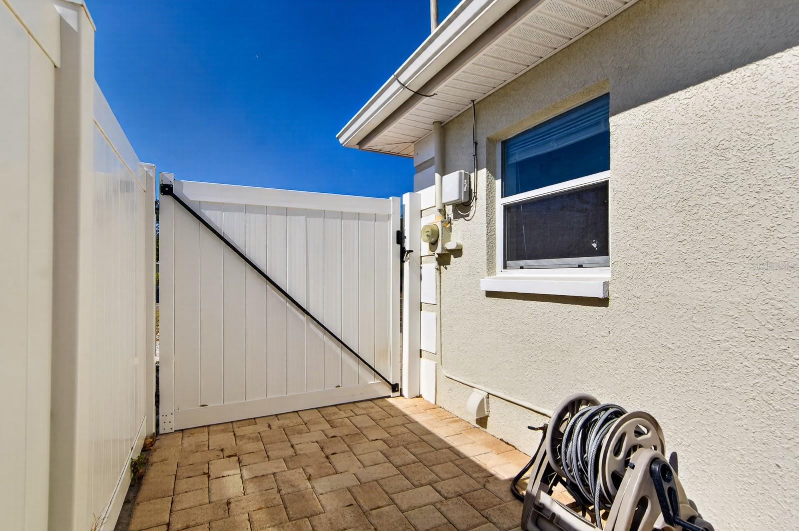 TYRONE - Residential