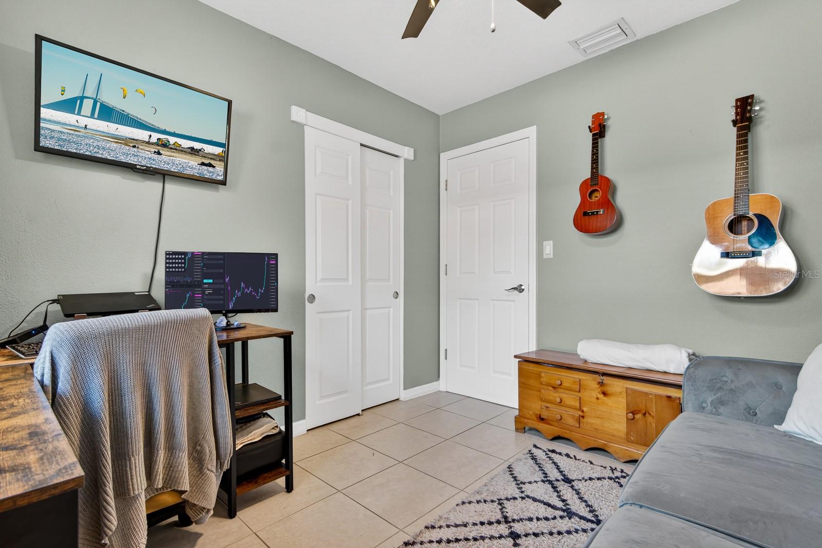 TYRONE - Residential